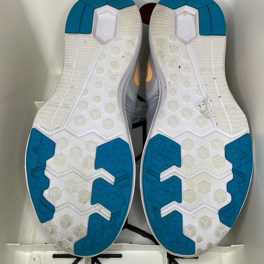 Nike women’s In-Season TR8 sneakers marathon Running  AA7773-04 - Picture 4 of 8